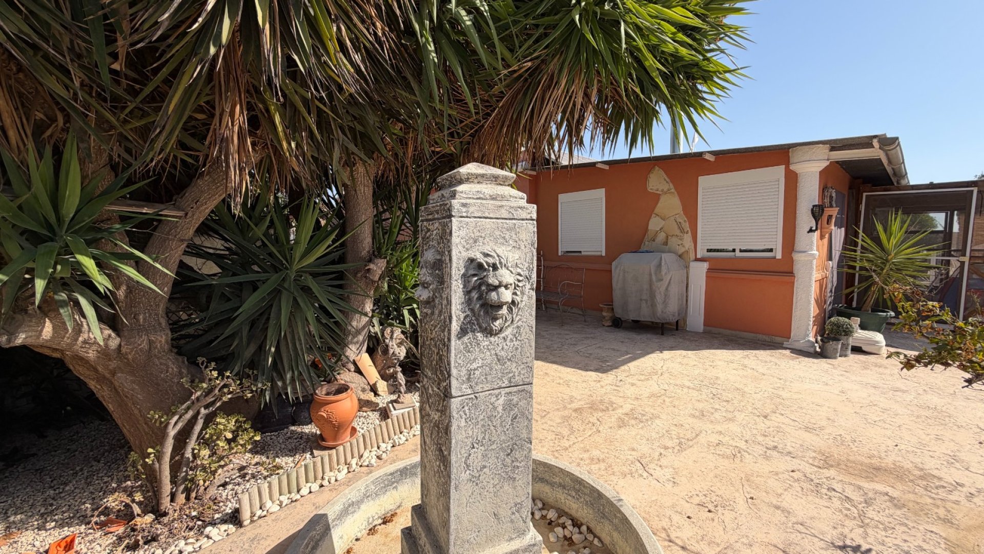 Reventa - Chalets -
La Marina - Elche / Elx