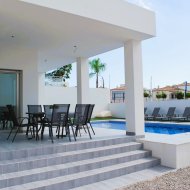 Reventa - Chalets -
La Marina