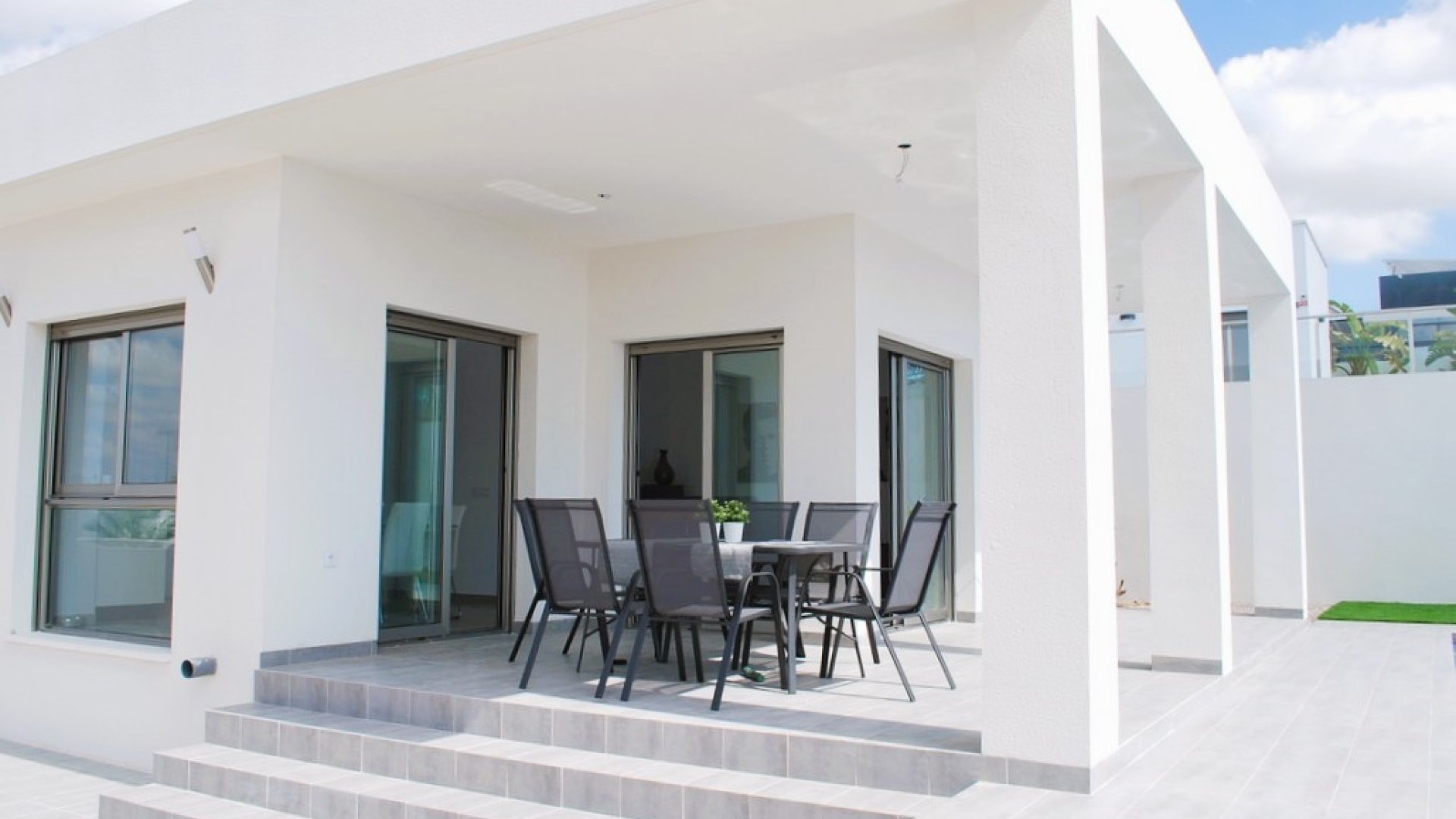 Reventa - Chalets -
La Marina