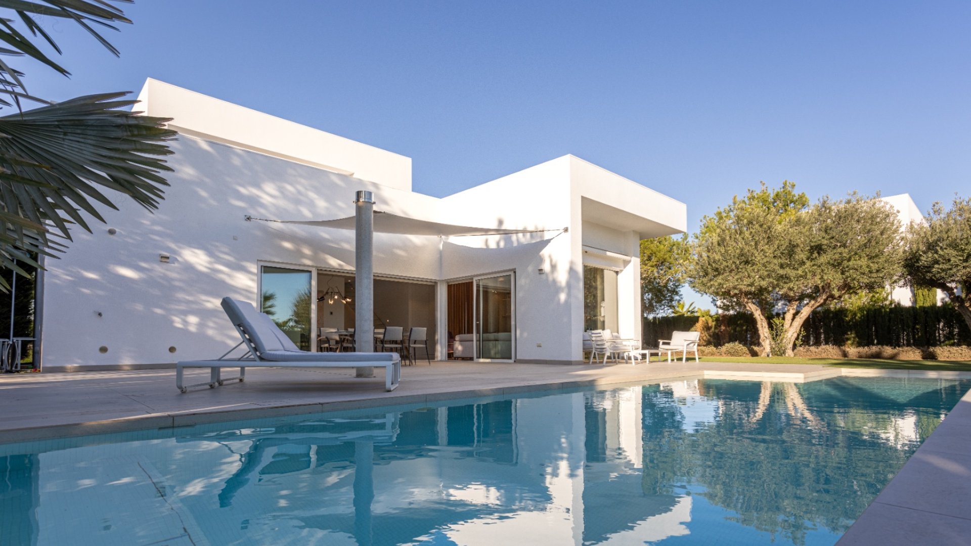 Reventa - Chalets -
Las Colinas Golf Resort - Las Colinas golf
