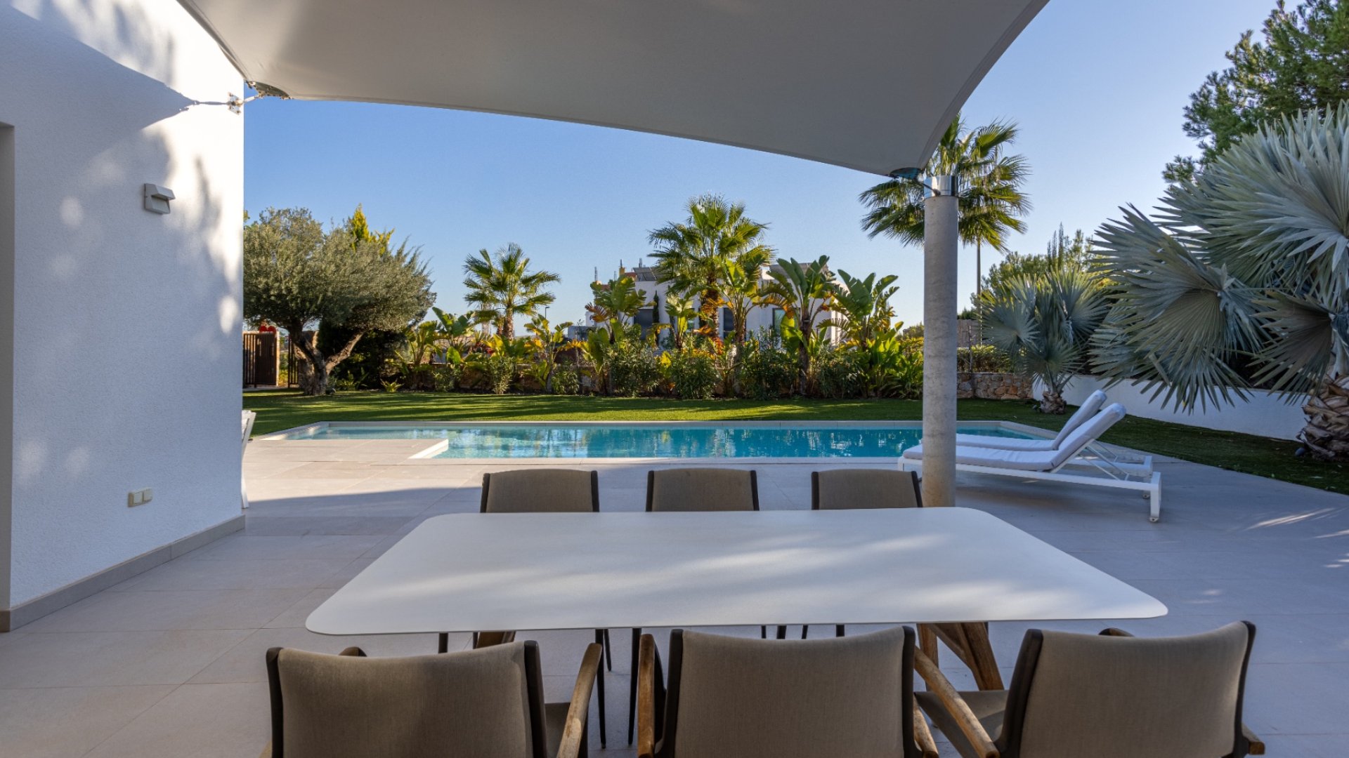 Reventa - Chalets -
Las Colinas Golf Resort - Las Colinas golf