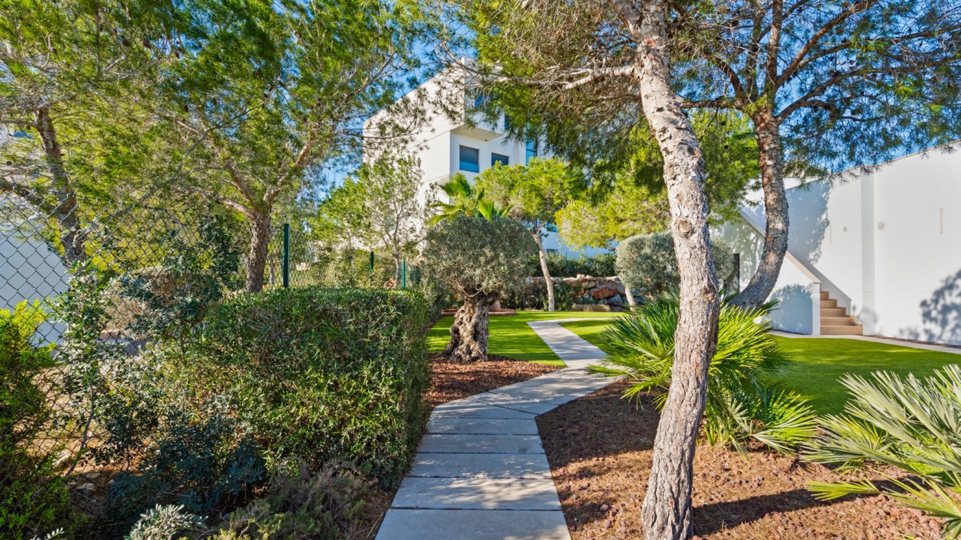 Reventa - Chalets -
Las Colinas Golf Resort - Las Colinas golf