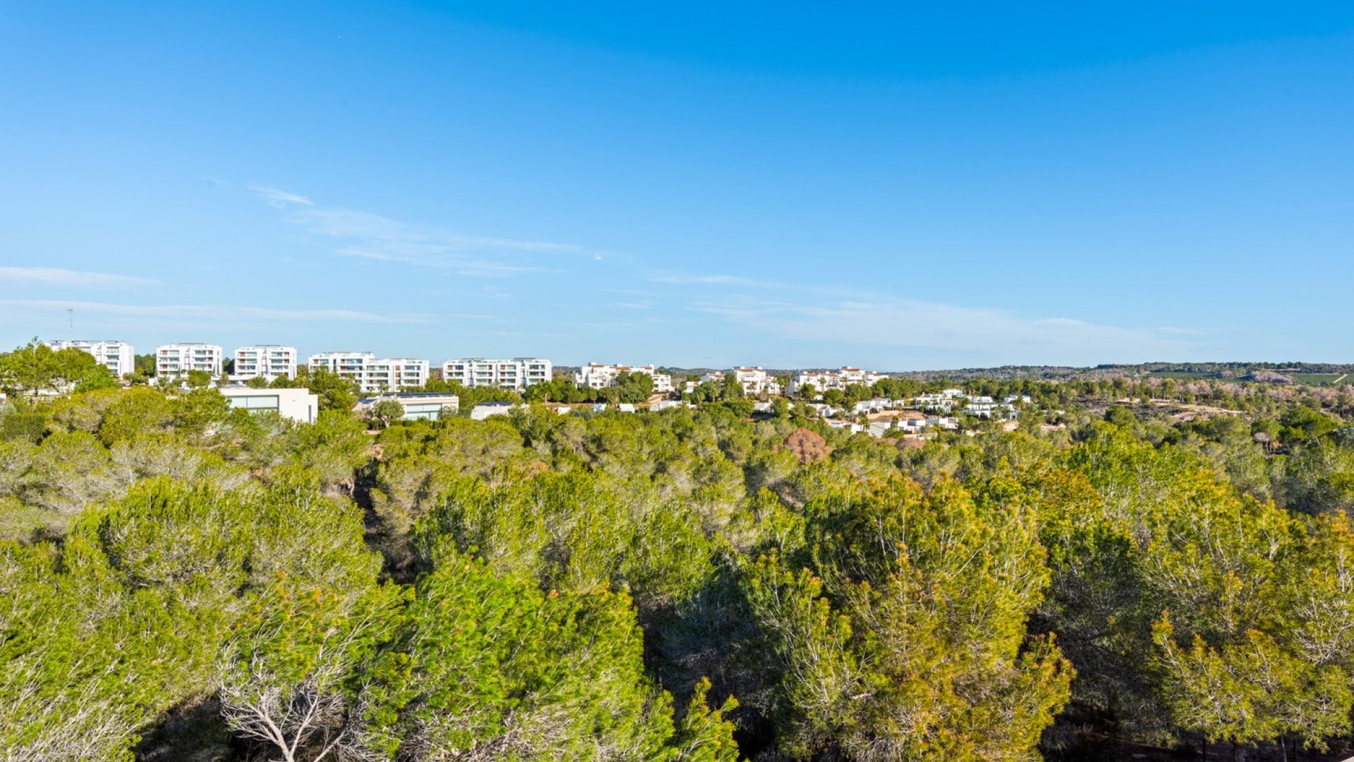 Reventa - Chalets -
Las Colinas Golf Resort - Las Colinas golf