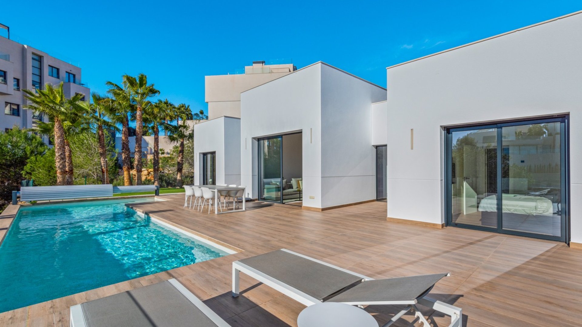 Reventa - Chalets -
Las Colinas Golf Resort - Las Colinas golf