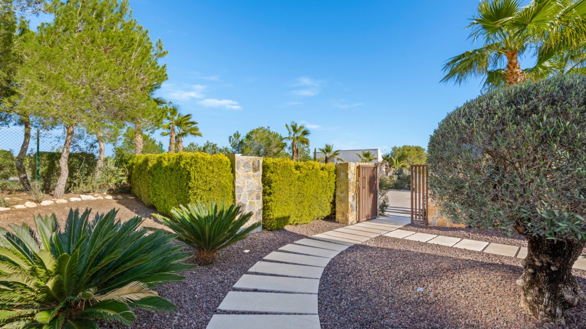 Reventa - Chalets -
Las Colinas Golf Resort - Las Colinas golf