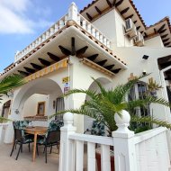 Reventa - Chalets -
Lomas de Cabo Roig - Orihuela Costa