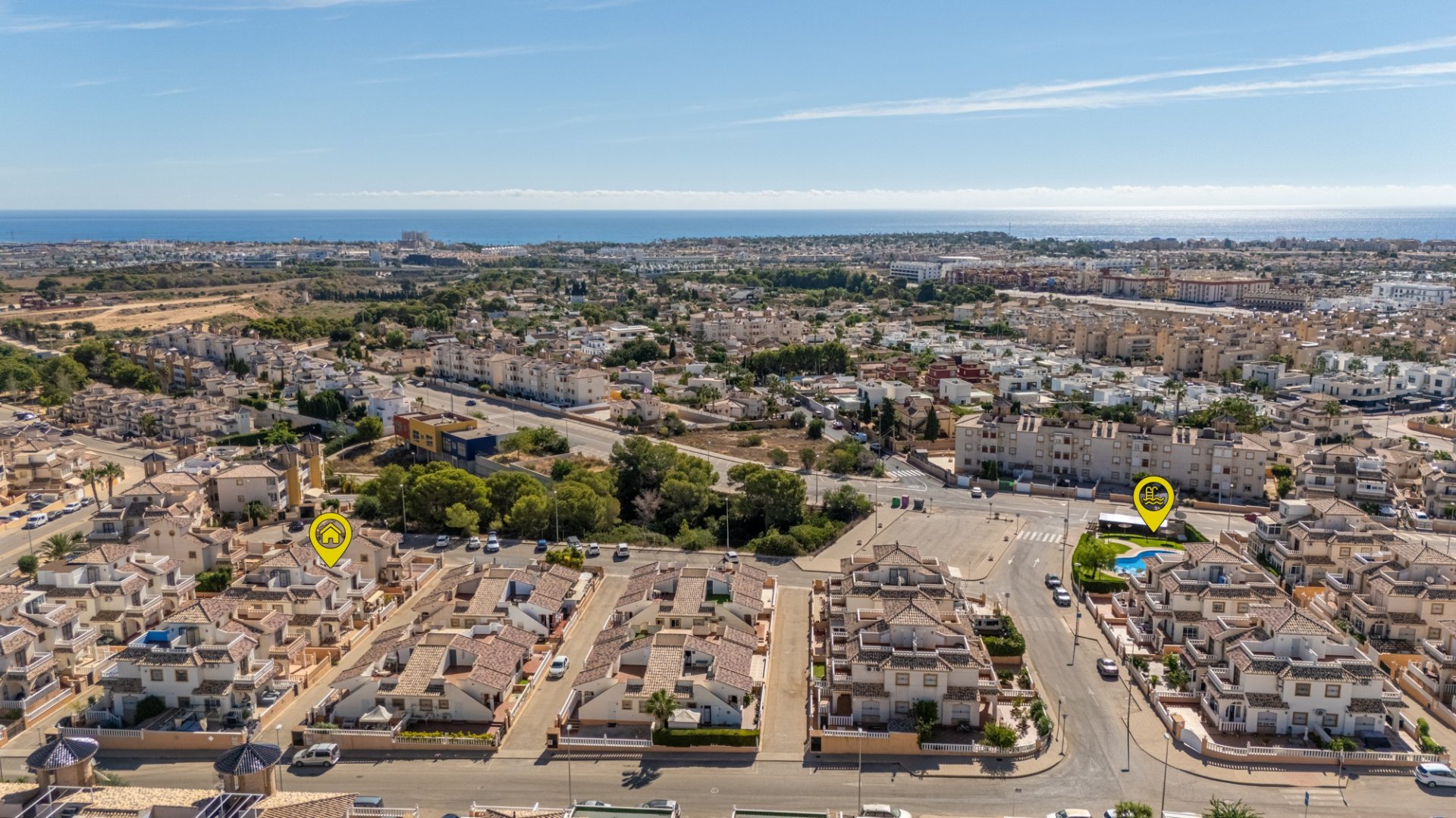 Reventa - Chalets -
Lomas de Cabo Roig - Orihuela Costa