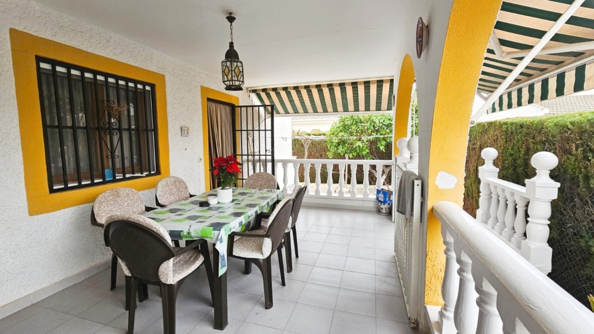 Reventa - Chalets -
Los Alcazares