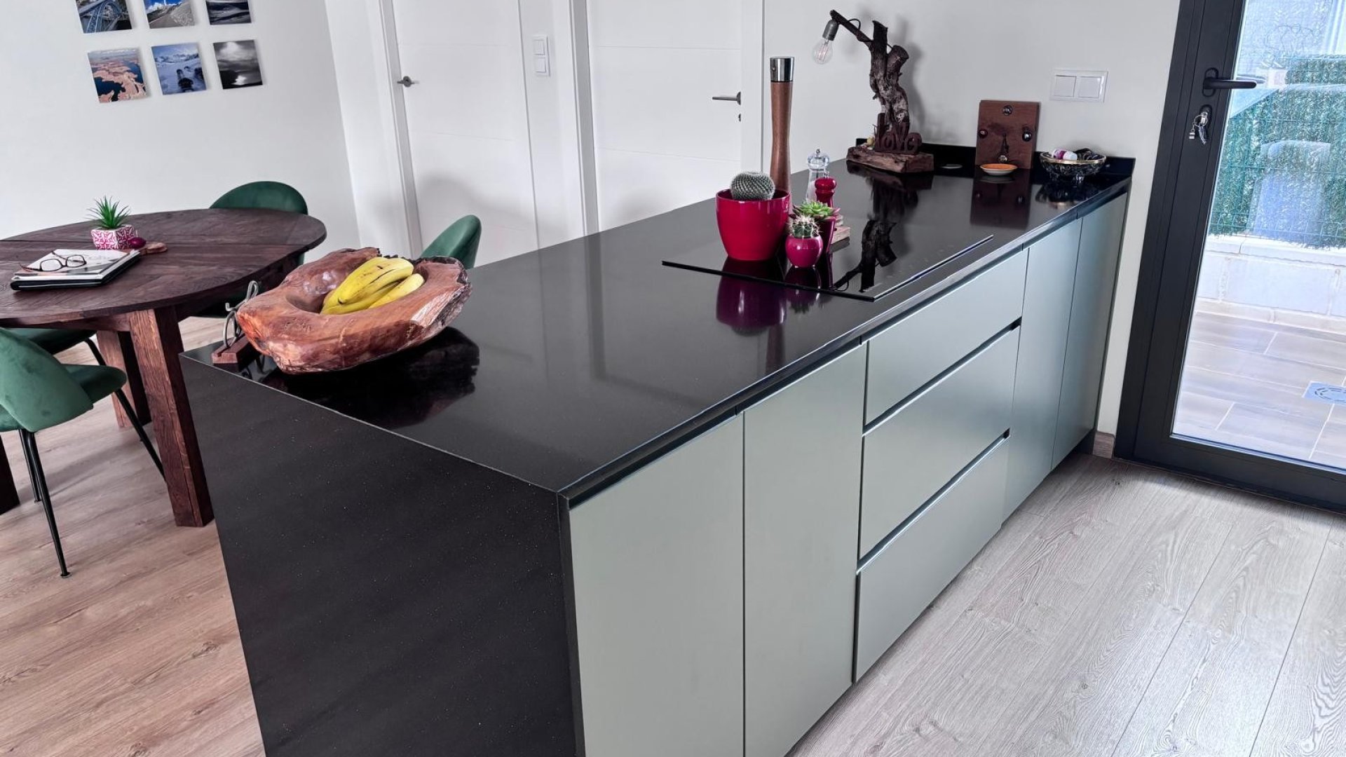 Reventa - Chalets -
Los Montesinos - La Herrada