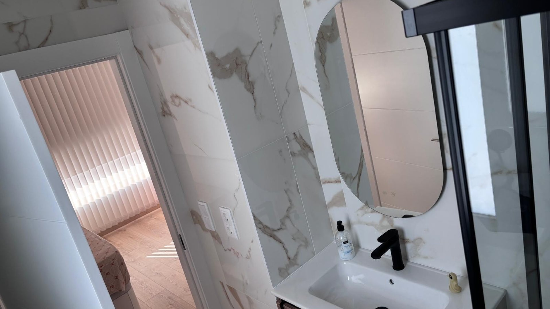 Reventa - Chalets -
Los Montesinos - La Herrada