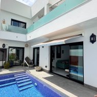Reventa - Chalets -
Los Montesinos - La Herrada