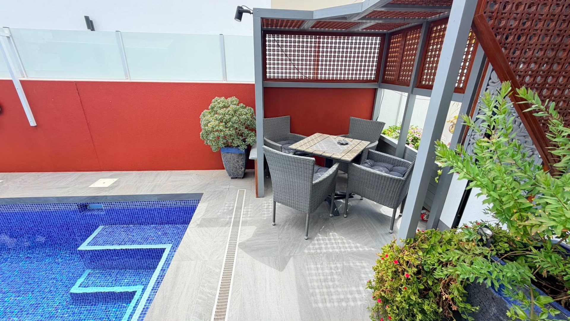 Reventa - Chalets -
Los Montesinos - La Herrada