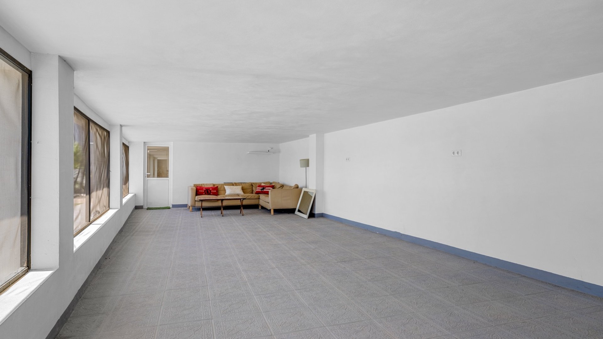 Reventa - Chalets -
Los Montesinos - La Herrada