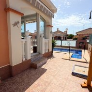 Reventa - Chalets -
Los Montesinos - La Herrada