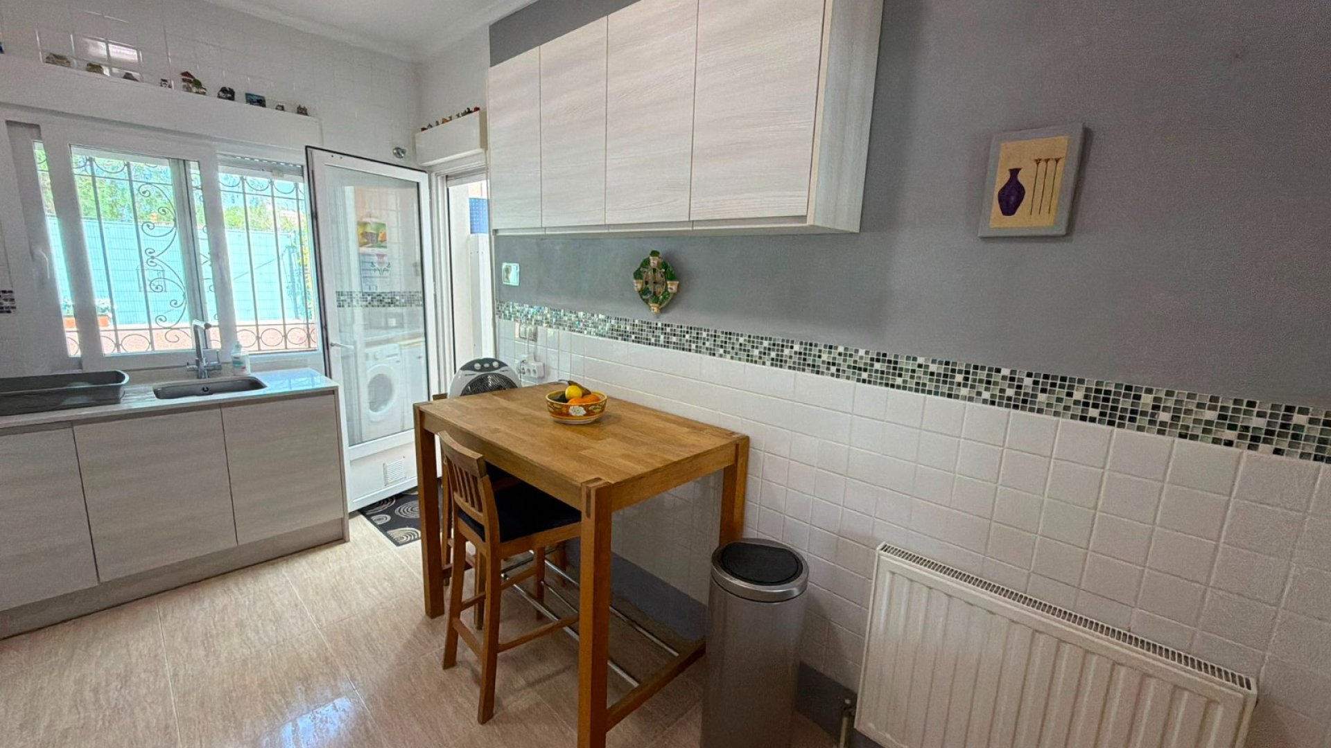 Reventa - Chalets -
Los Montesinos - La Herrada