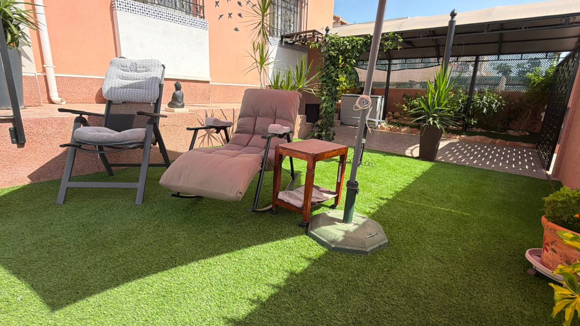 Reventa - Chalets -
Los Montesinos - La Herrada