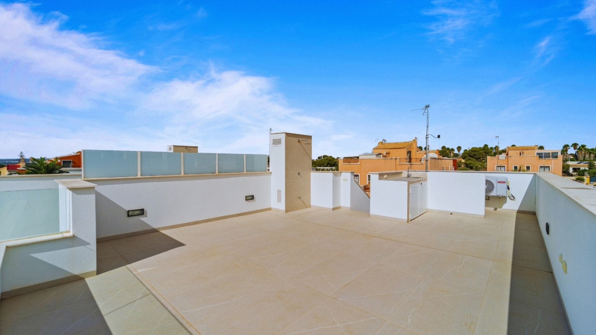 Reventa - Chalets -
Los Montesinos - La Herrada