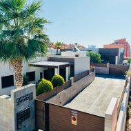 Reventa - Chalets -
Los Montesinos - La Herrada