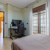 Reventa - Chalets -
Los Montesinos - La Herrada
