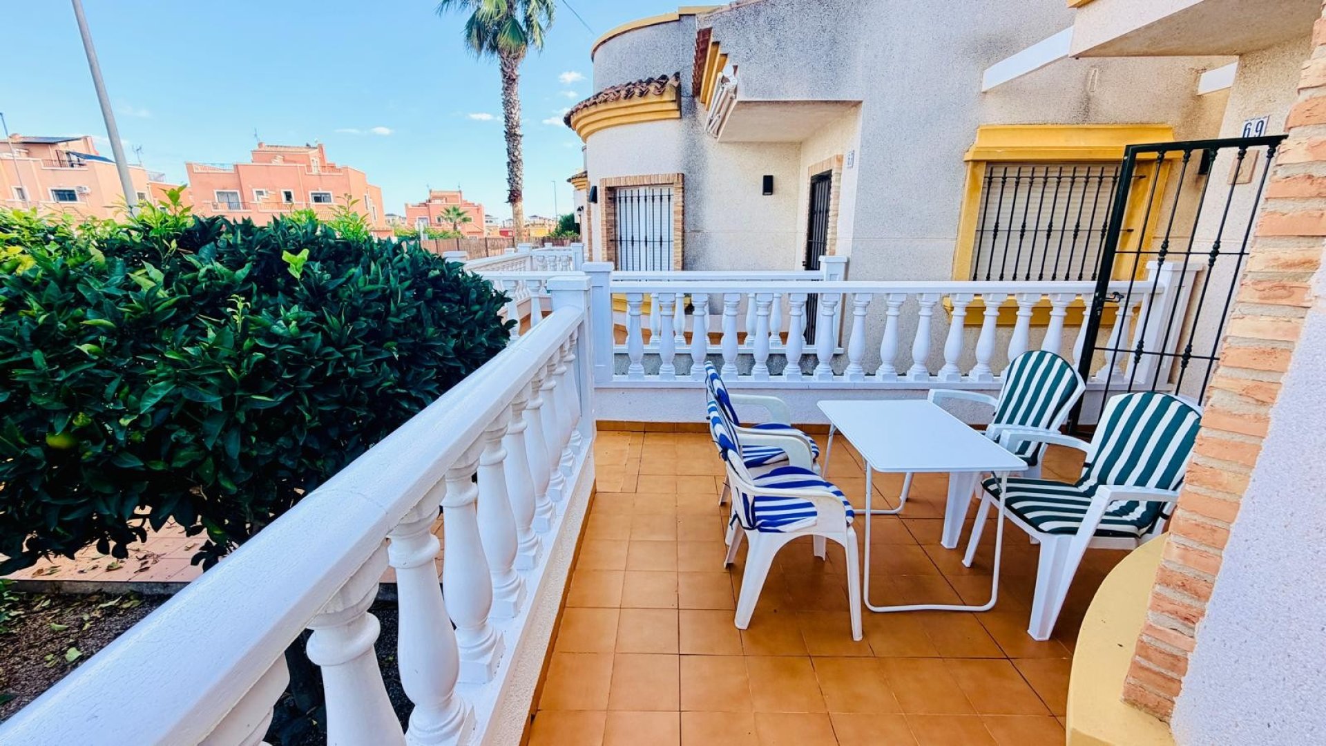 Reventa - Chalets -
Los Montesinos - La Herrada
