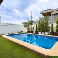 Reventa - Chalets -
Los Montesinos - La Herrada