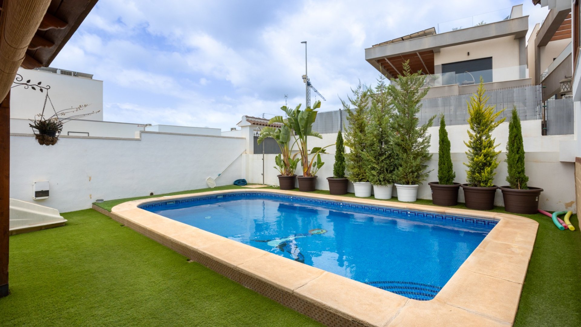 Reventa - Chalets -
Los Montesinos - La Herrada