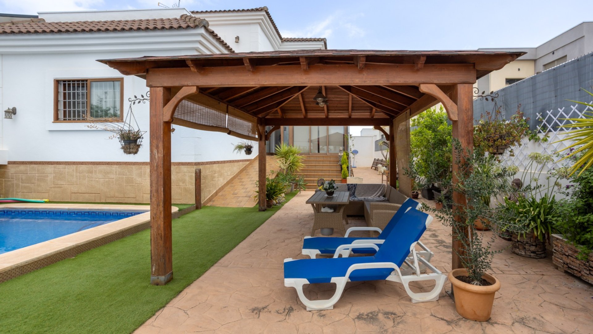Reventa - Chalets -
Los Montesinos - La Herrada