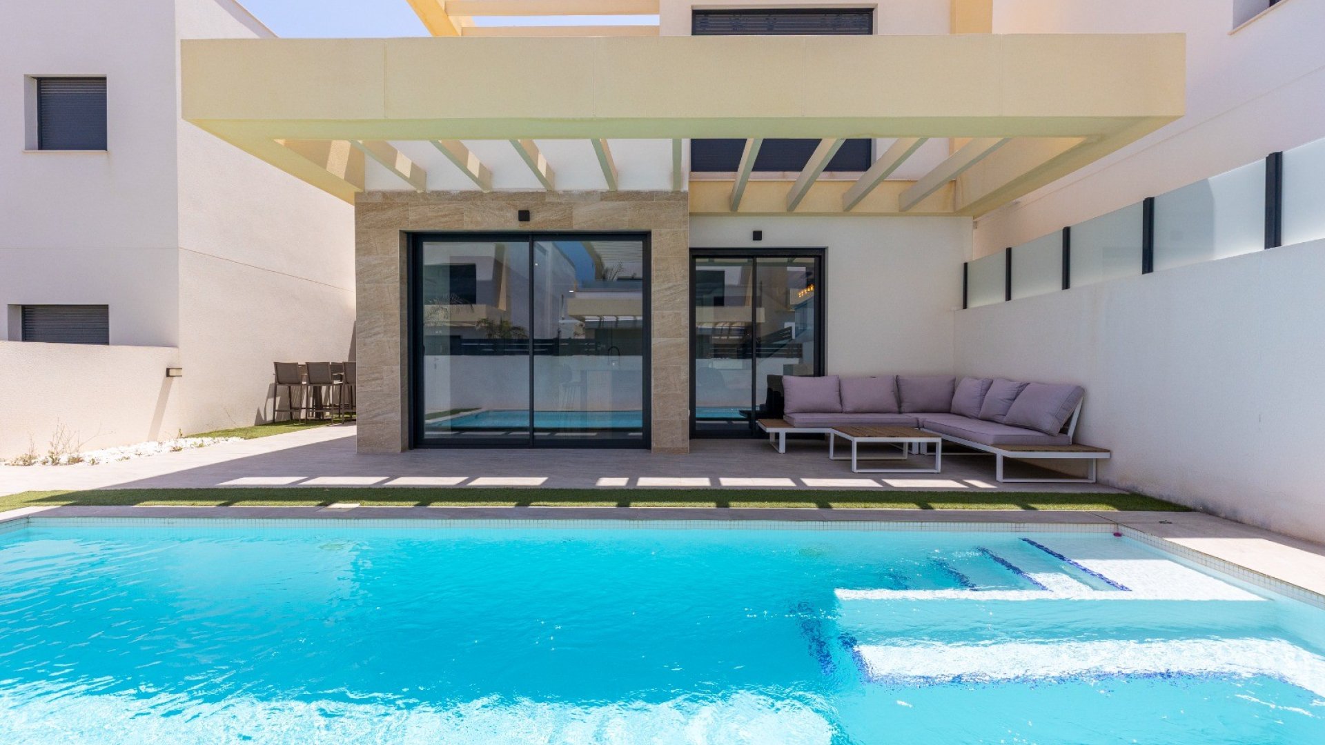 Reventa - Chalets -
Los Montesinos - La Herrada