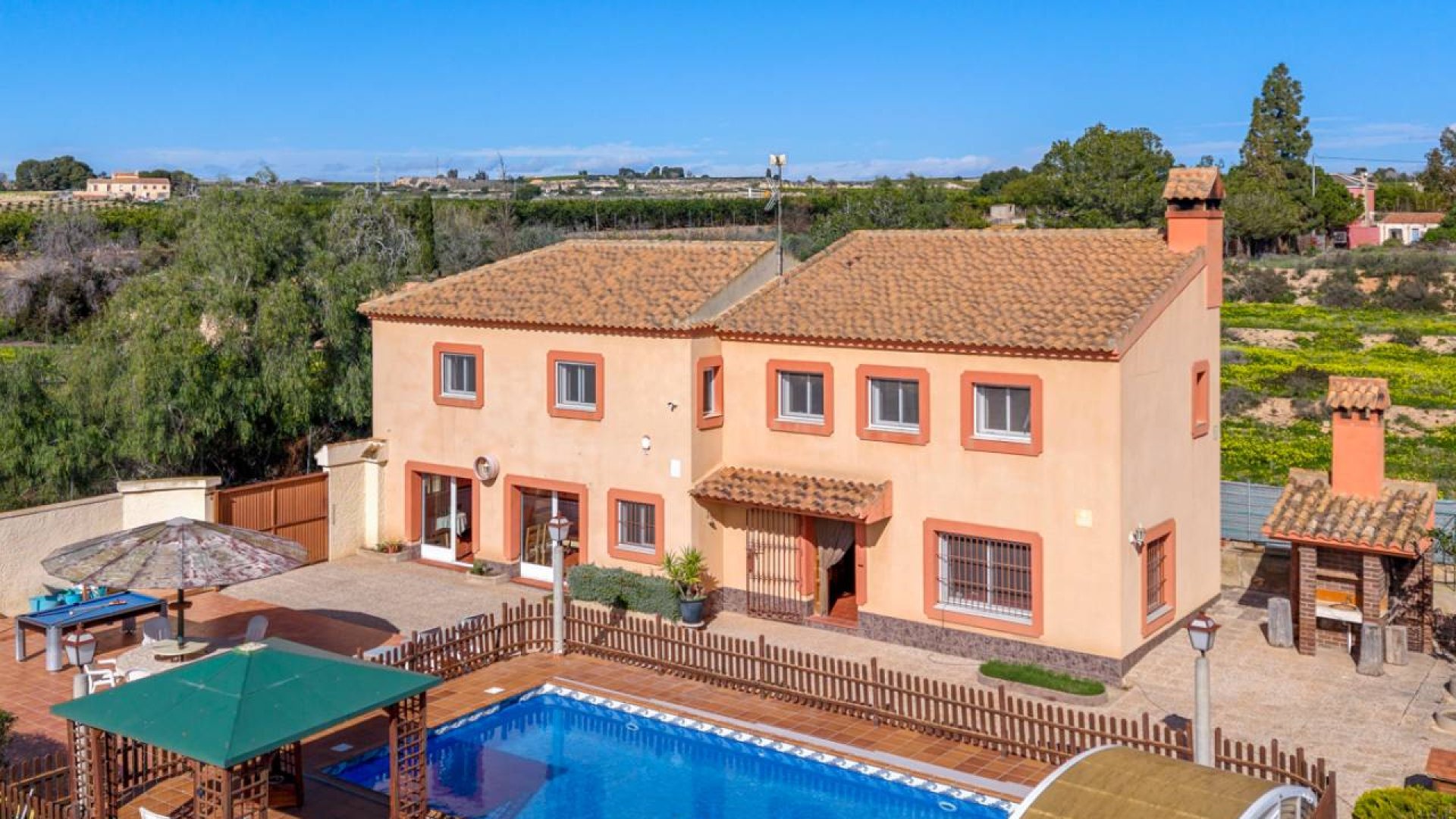 Reventa - Chalets -
Los Montesinos