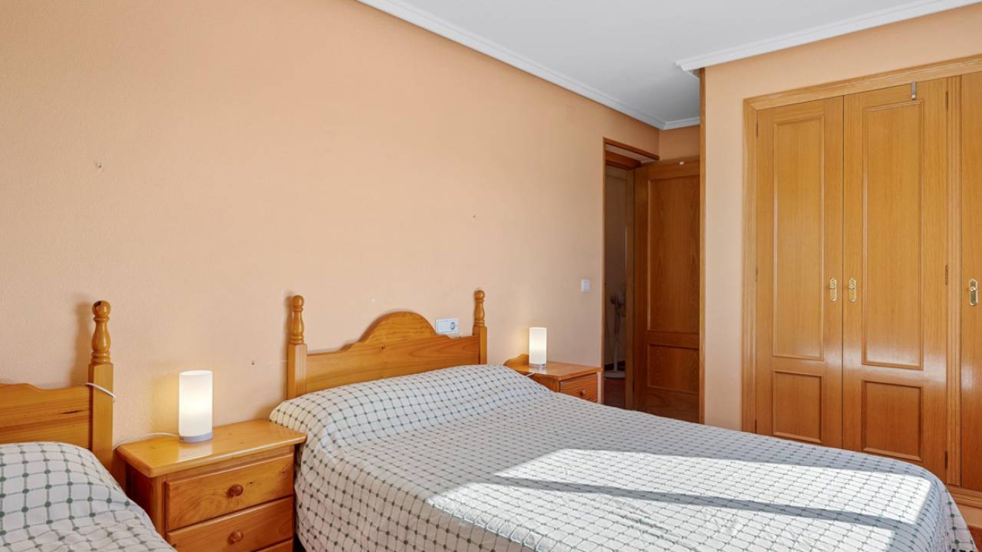 Reventa - Chalets -
Los Montesinos