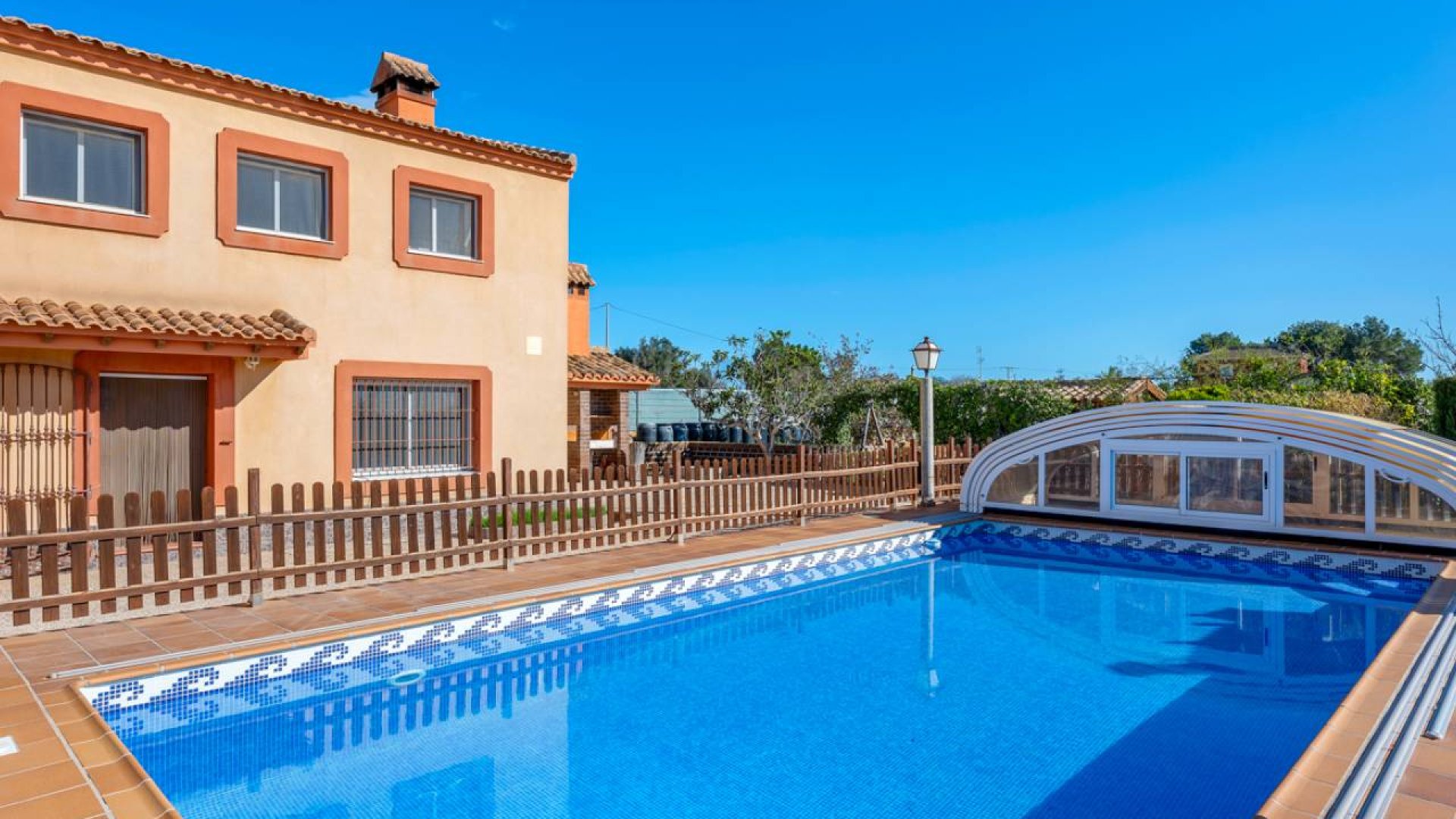 Reventa - Chalets -
Los Montesinos