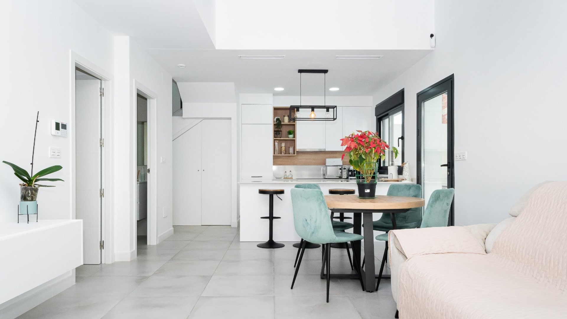 Reventa - Chalets -
Los Montesinos