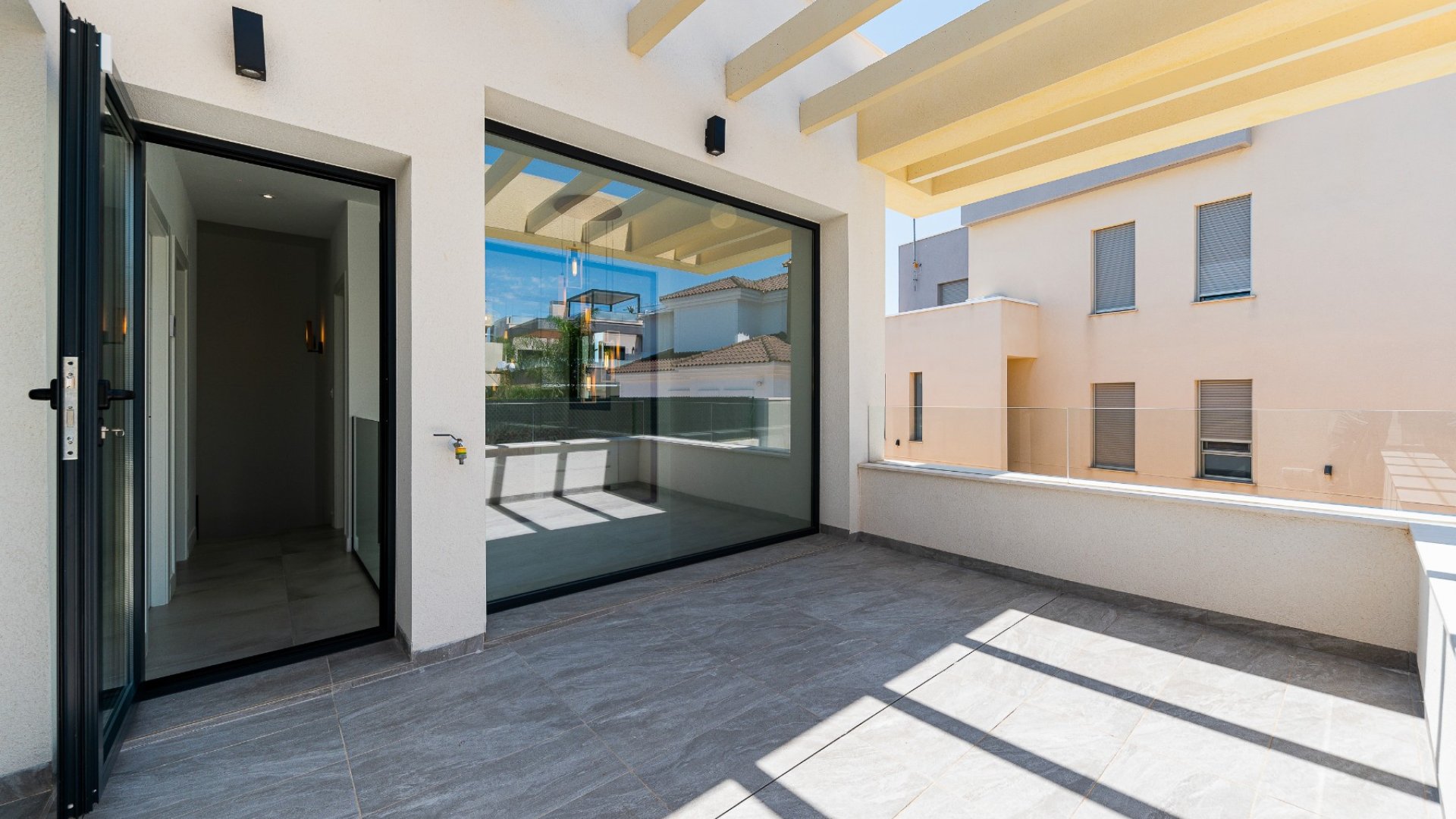 Reventa - Chalets -
Los Montesinos