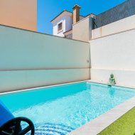 Reventa - Chalets -
Los Montesinos