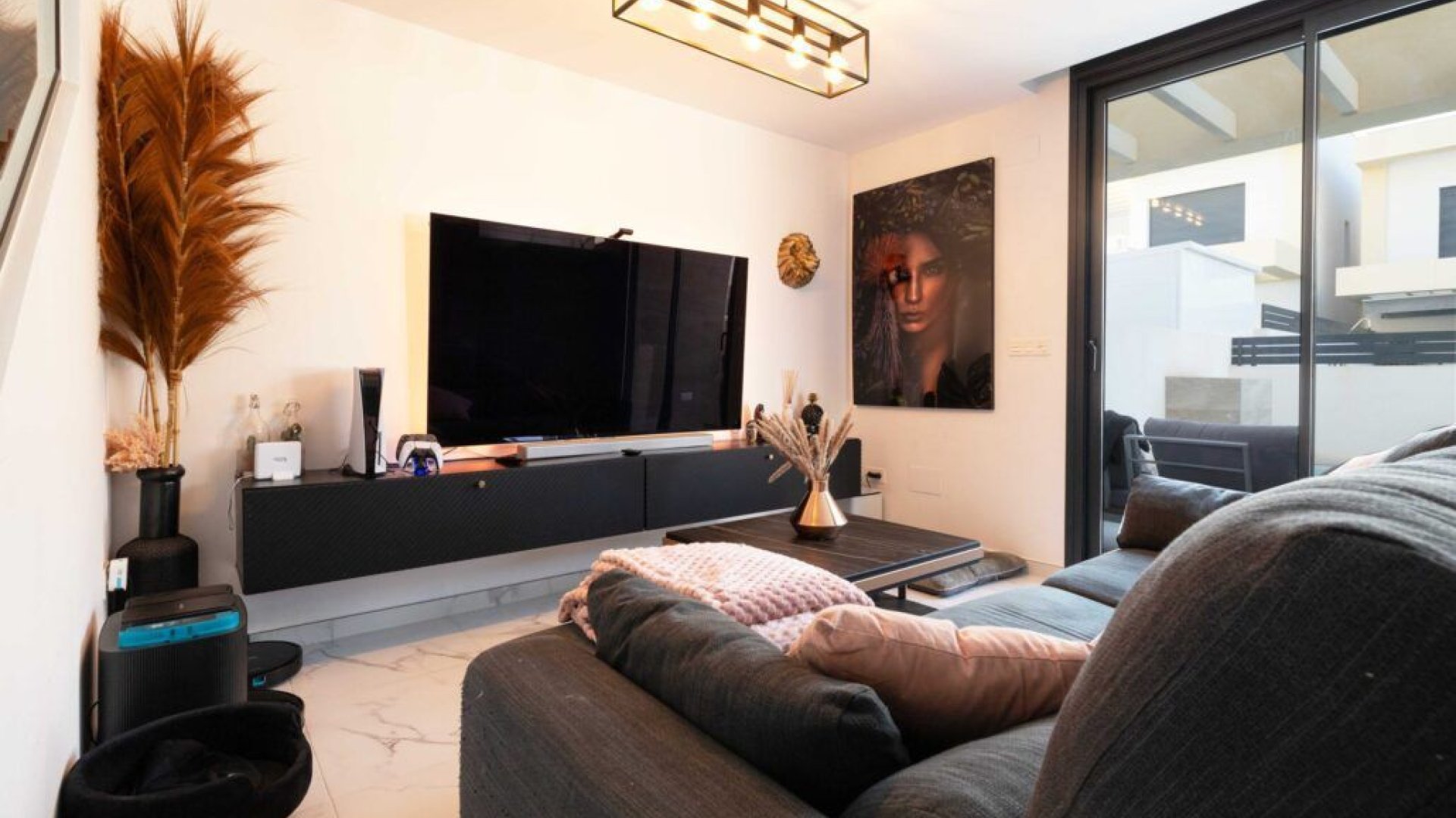Reventa - Chalets -
Los Montesinos
