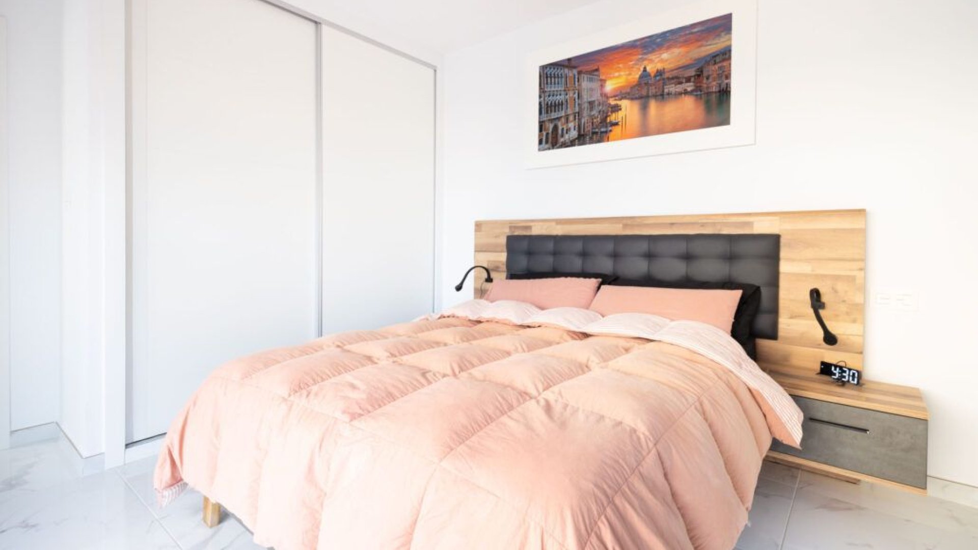 Reventa - Chalets -
Los Montesinos