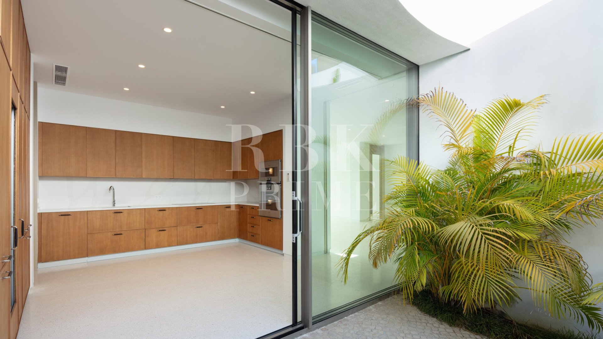 Reventa - Chalets -
Malaga - Casares