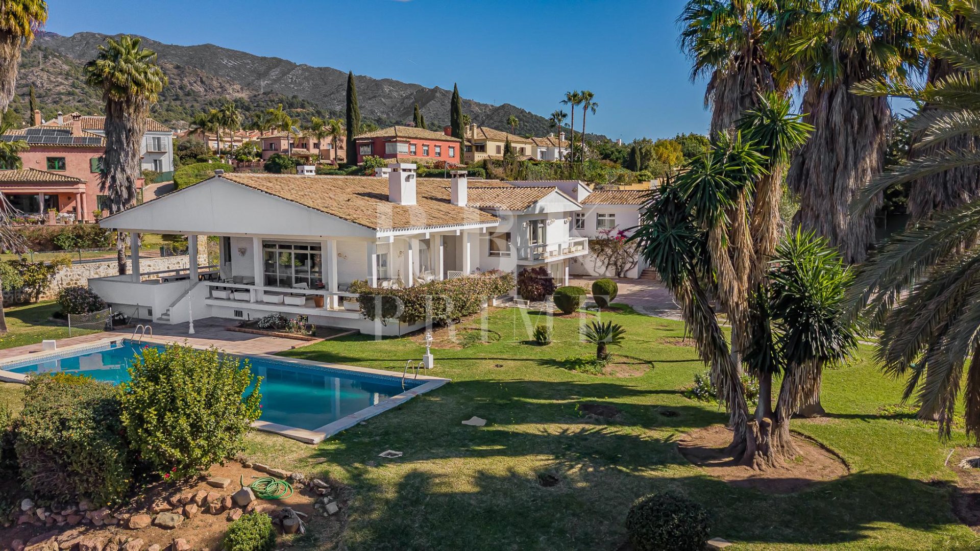 Reventa - Chalets -
Marbella
