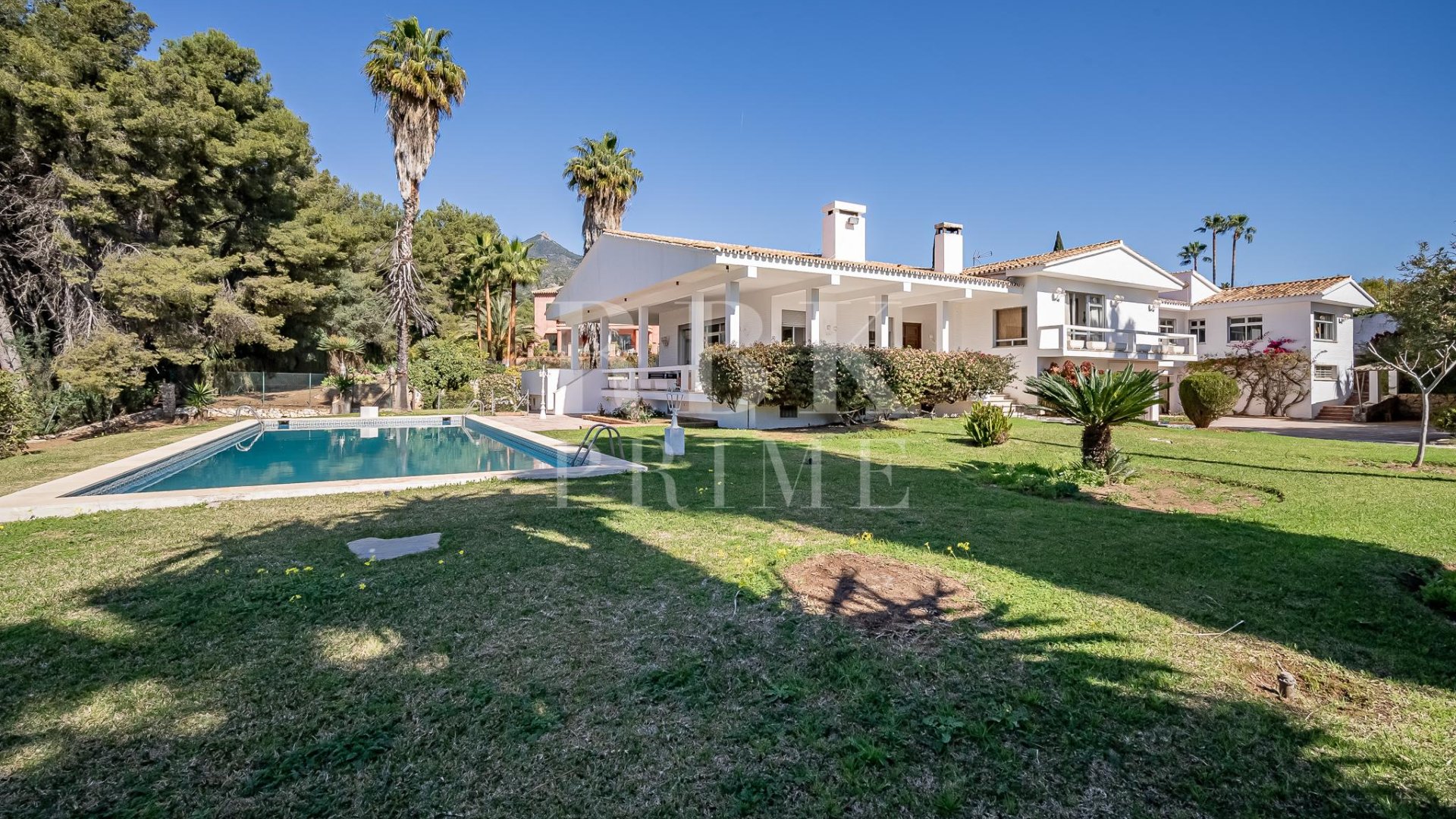 Reventa - Chalets -
Marbella