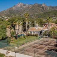 Reventa - Chalets -
Marbella