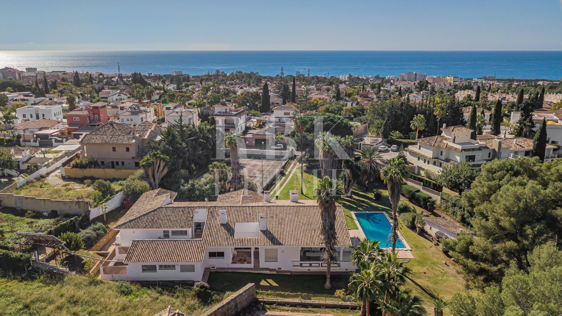 Reventa - Chalets -
Marbella
