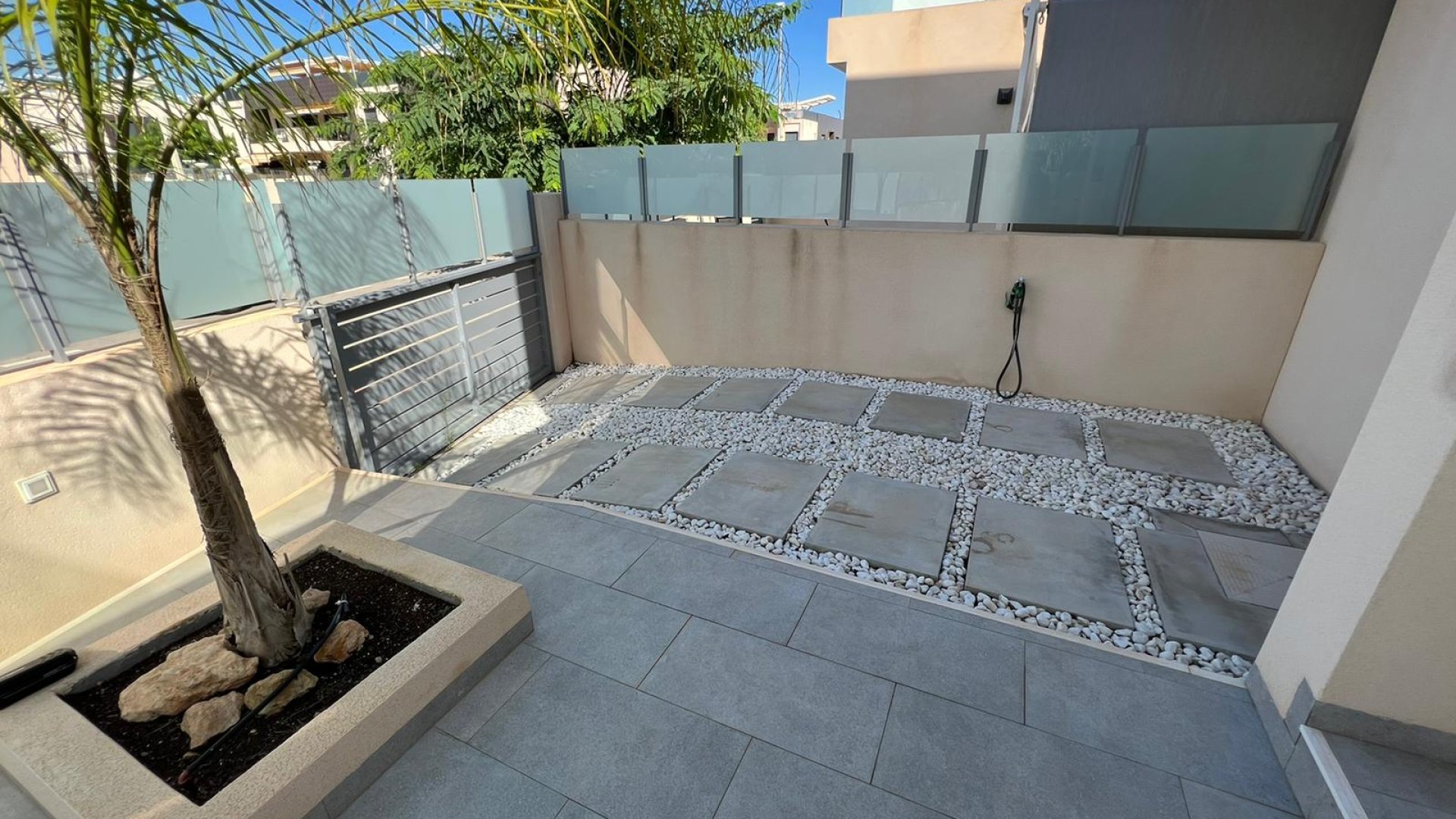 Reventa - Chalets -
Mil Palmeras - Costa Blanca