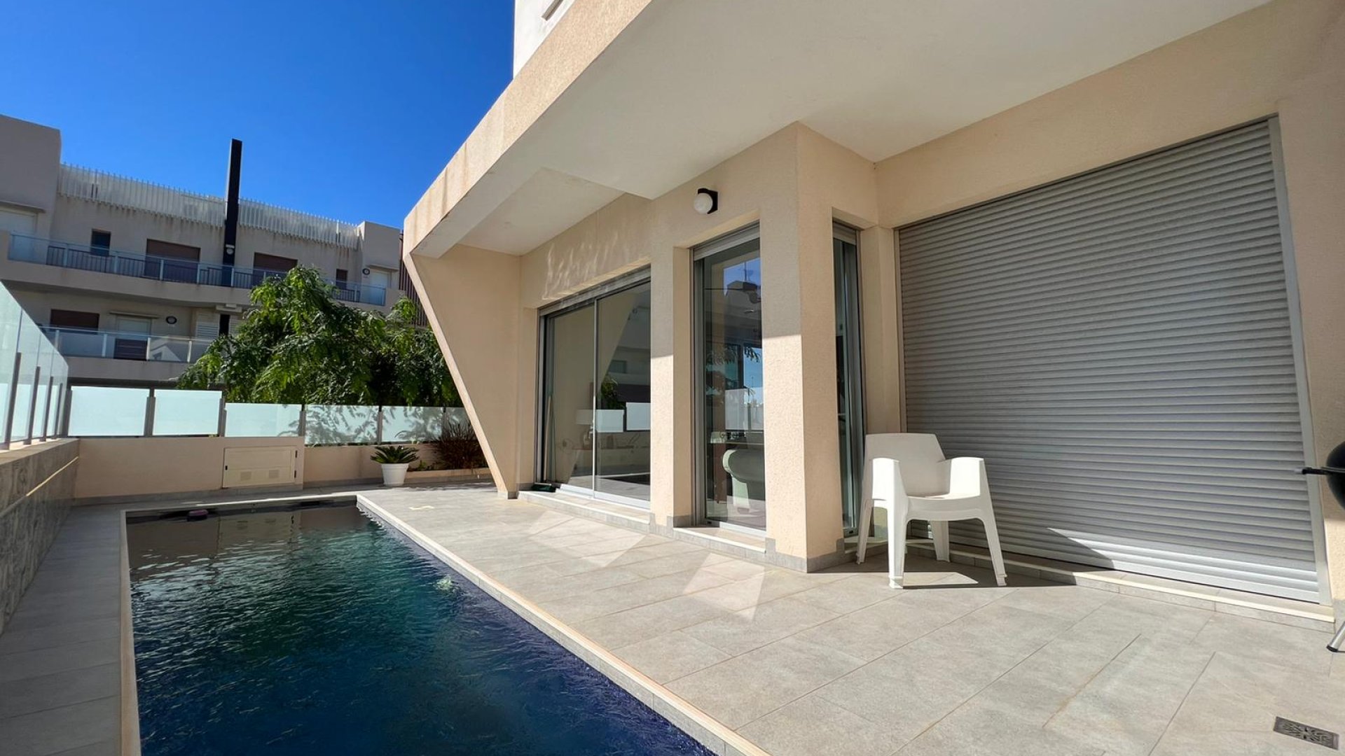 Reventa - Chalets -
Mil Palmeras - Costa Blanca