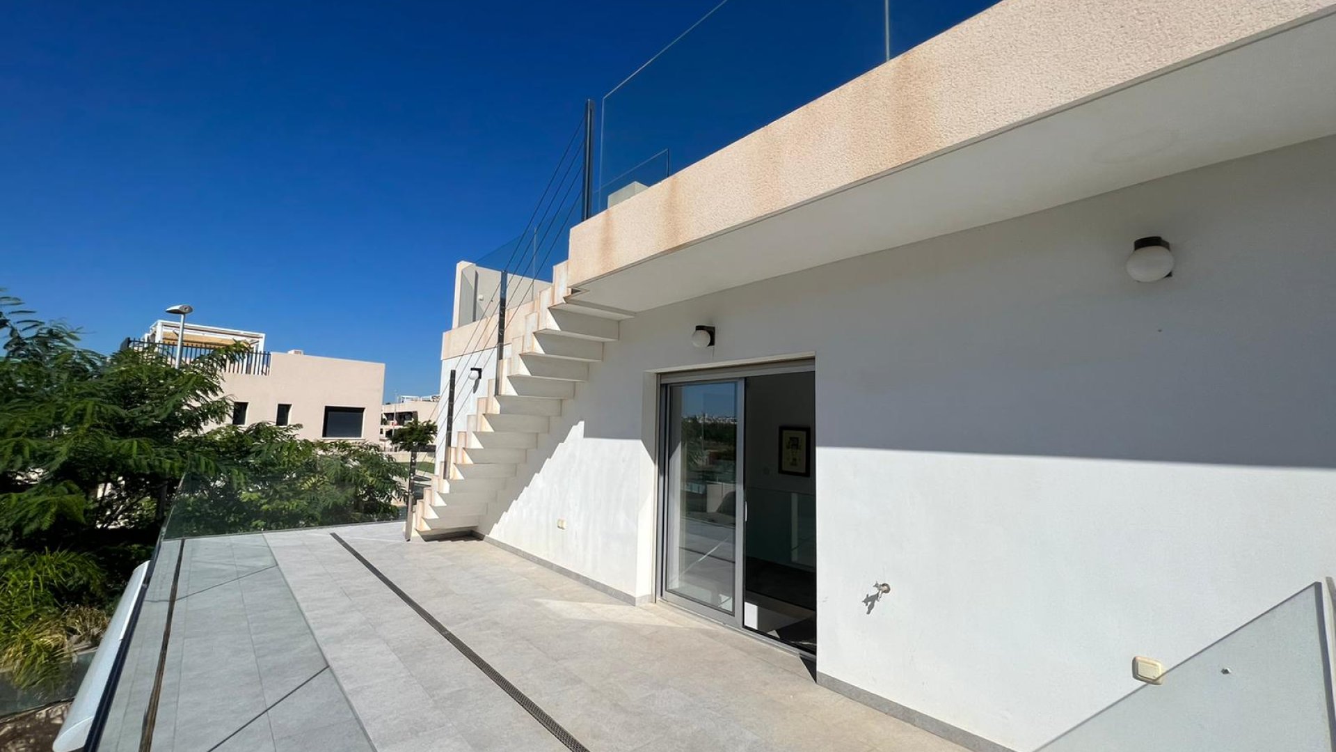Reventa - Chalets -
Mil Palmeras - Costa Blanca