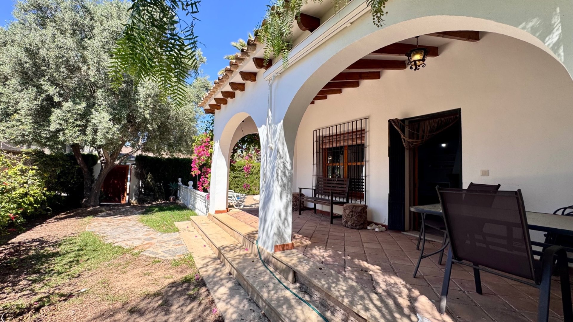 Reventa - Chalets -
Orihuela Costa - Cabo Roig