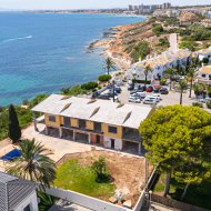 Reventa - Chalets -
Orihuela Costa - Cabo Roig
