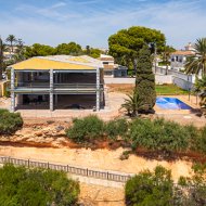 Reventa - Chalets -
Orihuela Costa - Cabo Roig