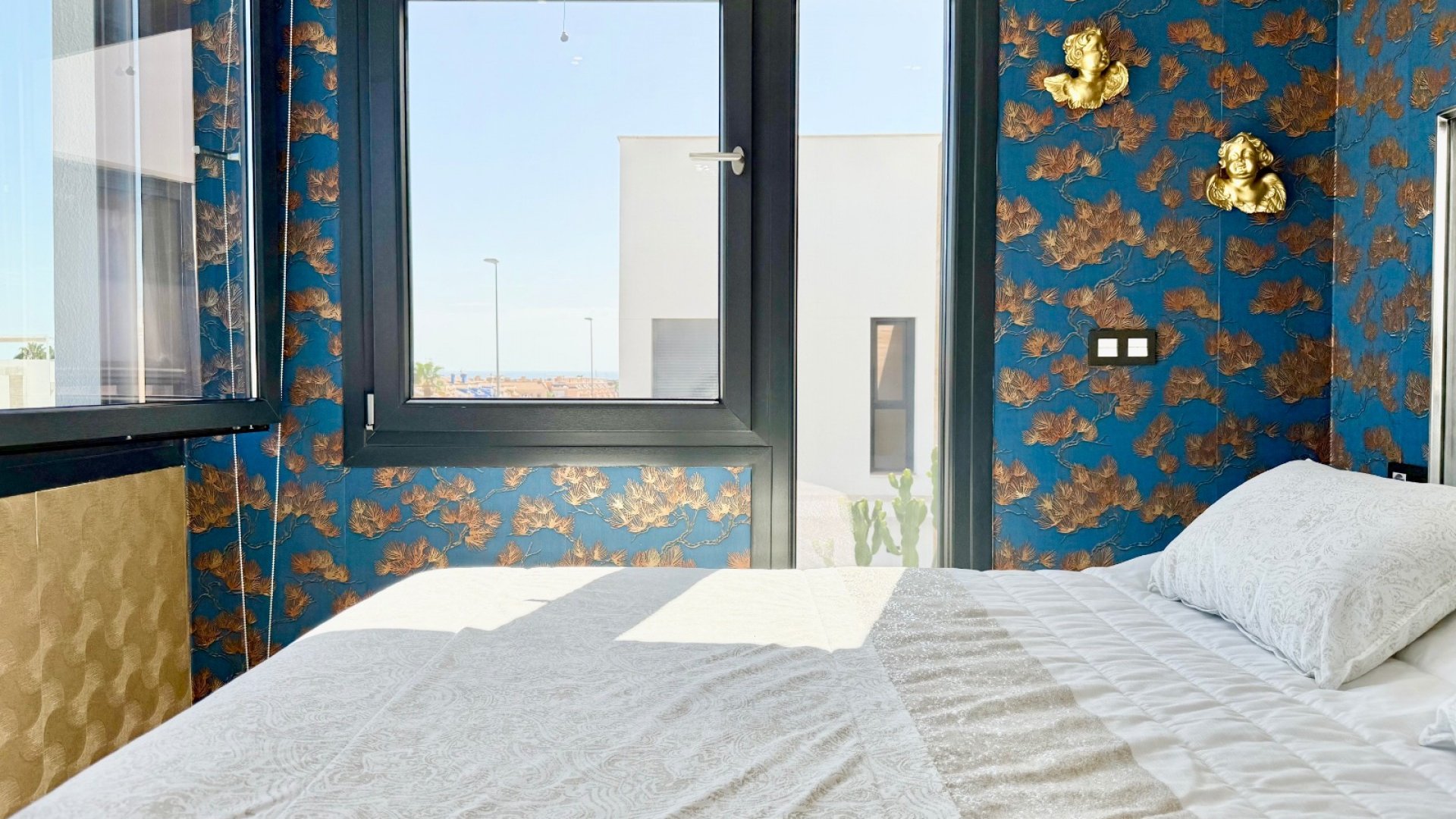 Reventa - Chalets -
Orihuela Costa - Cabo Roig