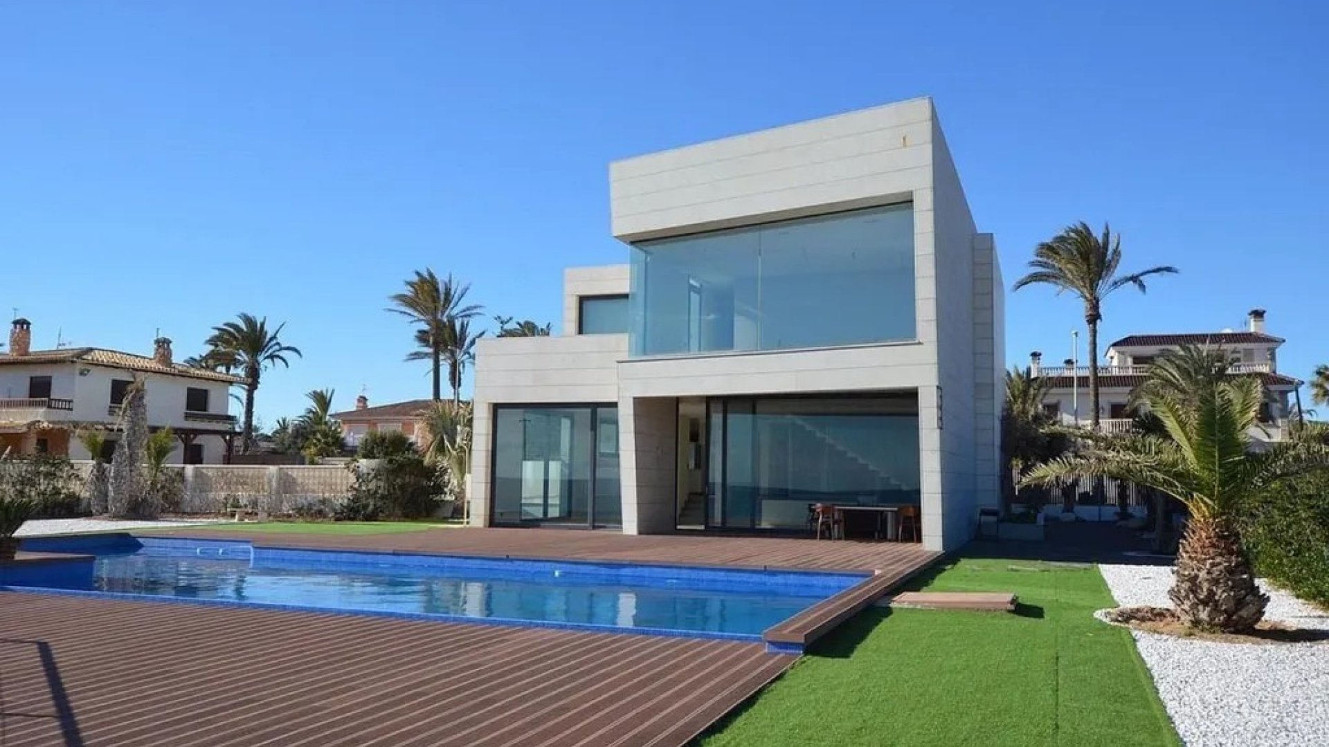 Reventa - Chalets -
Orihuela Costa - Cabo Roig