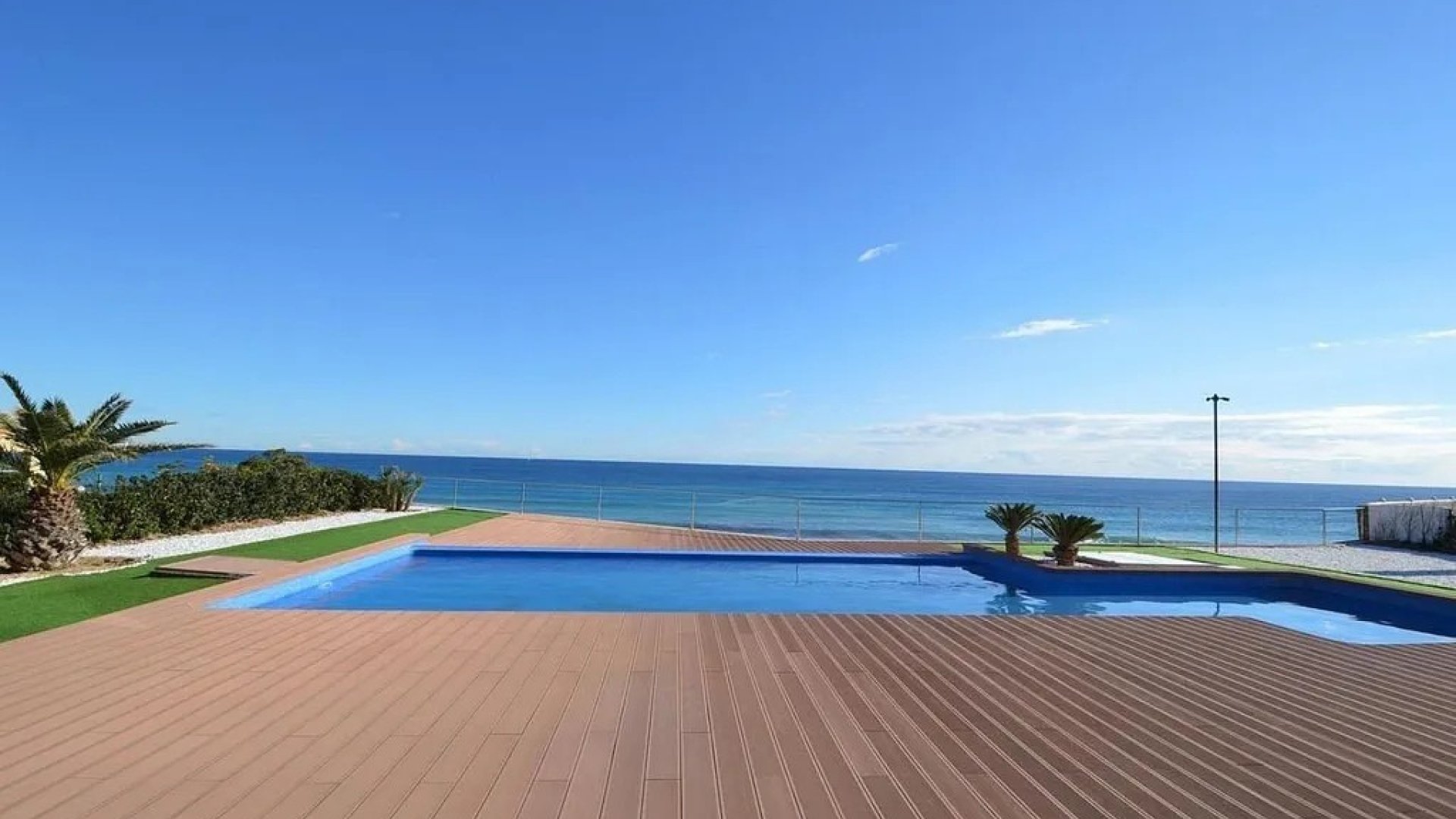 Reventa - Chalets -
Orihuela Costa - Cabo Roig